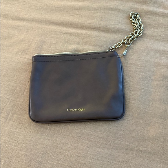 Calvin Klein Black Leather Wristlet with Chain - Picture 1 of 3